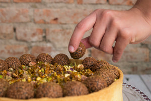 TORTA DE BRIGADEIRO E PISTACHE