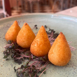 COXINHAS DE FRANGO PARA FRITAR